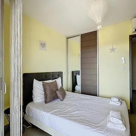 Elegant Design With Balcony And Pool * Porto Vecchio
