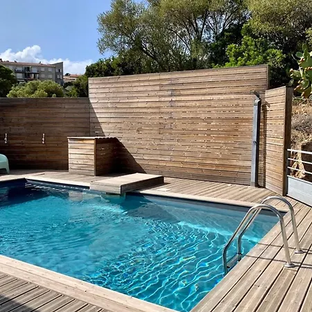 Elegant Design With Balcony And Pool * Порто-Веккіо