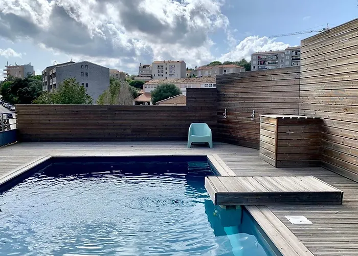 Апартаменты Elegant Design With Balcony And Pool *